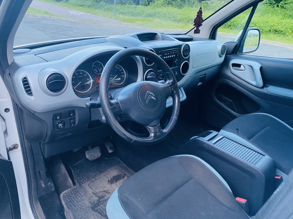 Citroen Berlingo 1.6 eHdi Automat