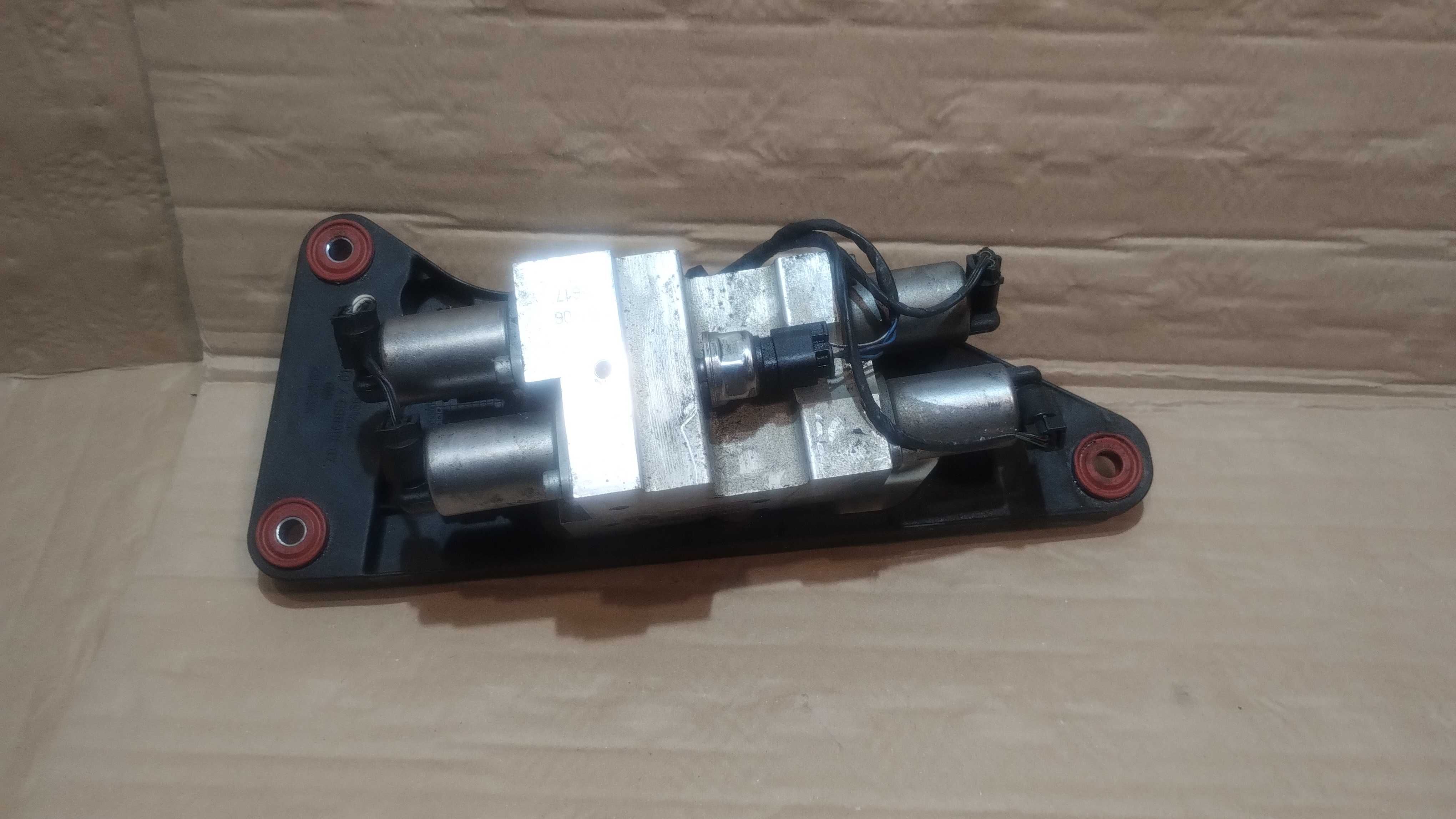 Moduł Sterownik Stabilizatora Aktywnego Blok Zaworowy BMW X5 E70 X6 71