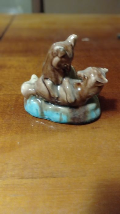 Продам статуетки лисенята