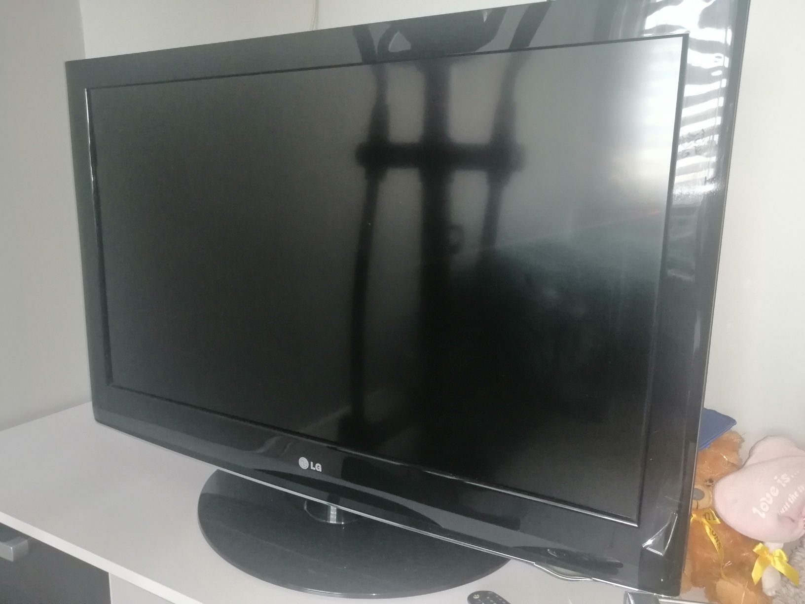 Telewizor LG 37 cali