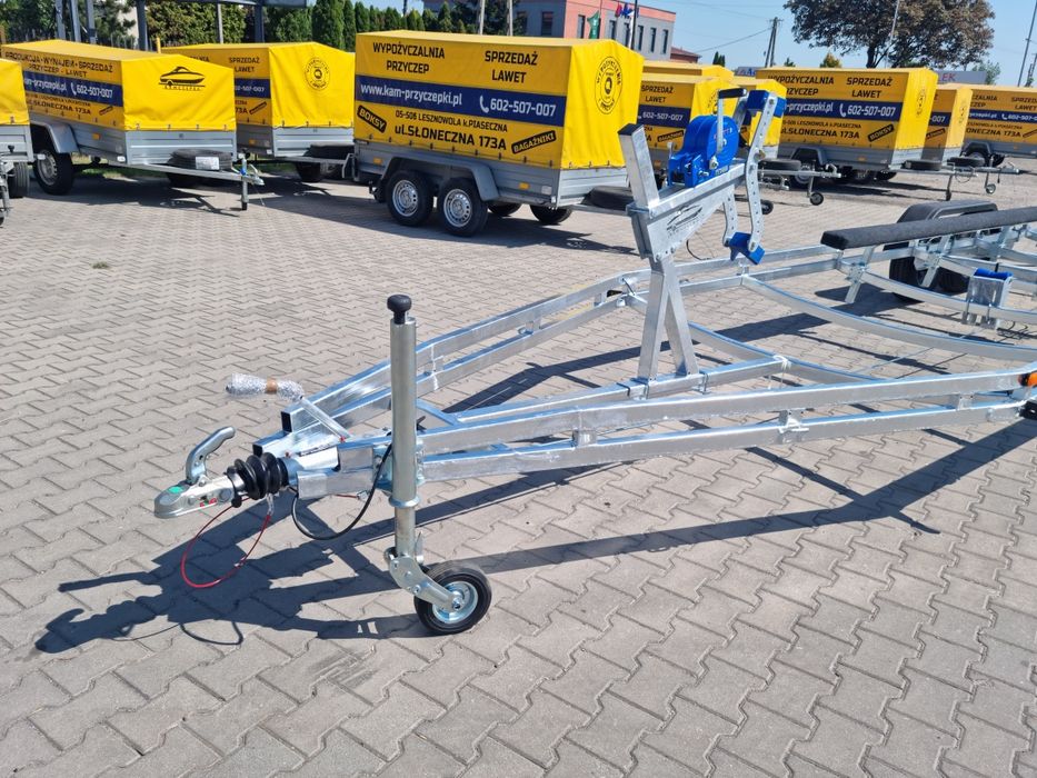Przyczepa podłodziowa dwuosiowa  Dmc do 2700 dł 880 cm PRODUCENT