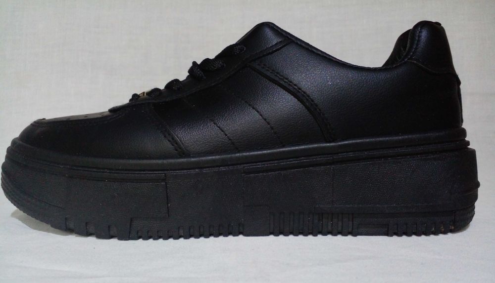 Женские кроссовки Xifa, кеды. Новые, р. 41 (25,5 см) Высокая подошва