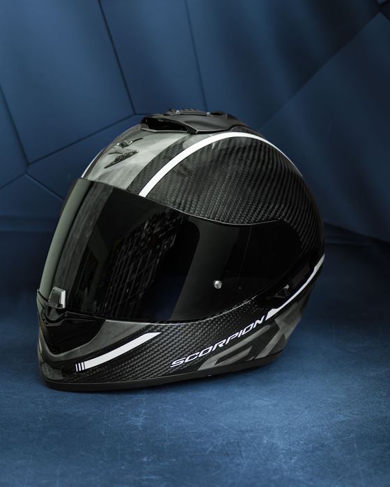 Мотошолом Agv  Shark Hjc shoei Scorpion Xlite  Ruroc Nolan rpha pista