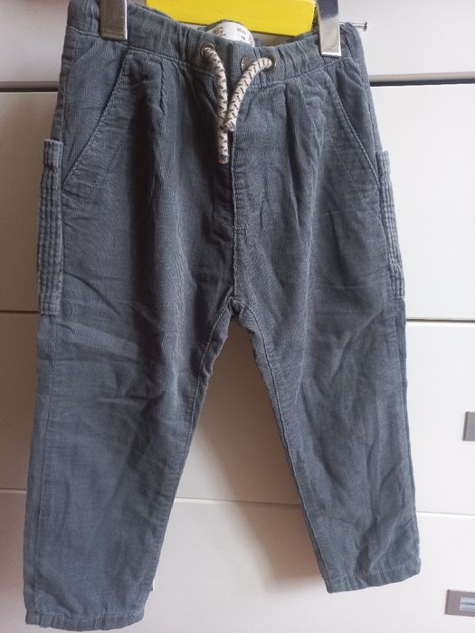 Spodnie sztruksowe Zara