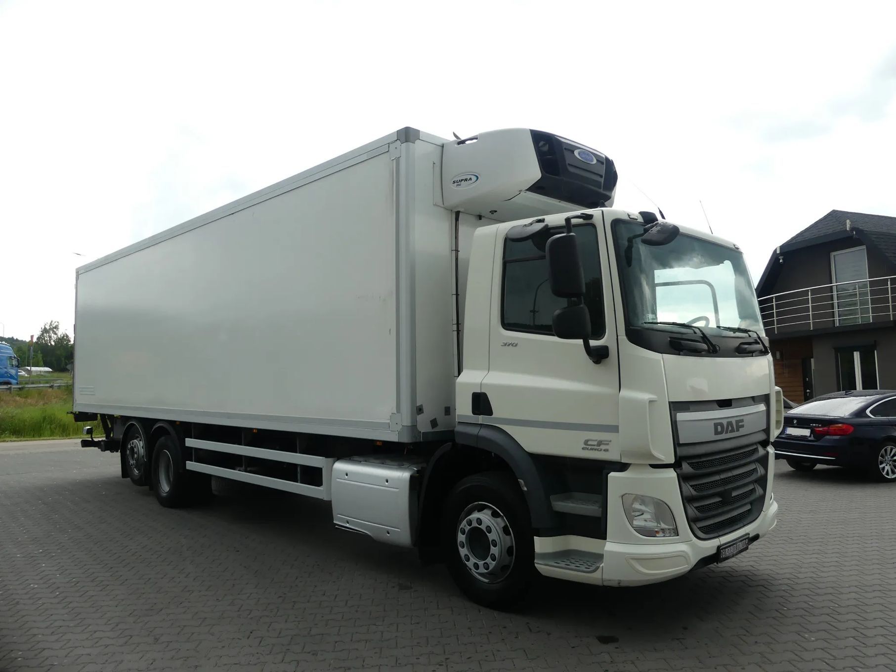 DAF CF 370 / 6x2 / CHŁODNIA 9.40 + WINDA / EURO 6 / CARRIER SUPRA 850 /  Ładowność 13430 kg / 23 euro palety /