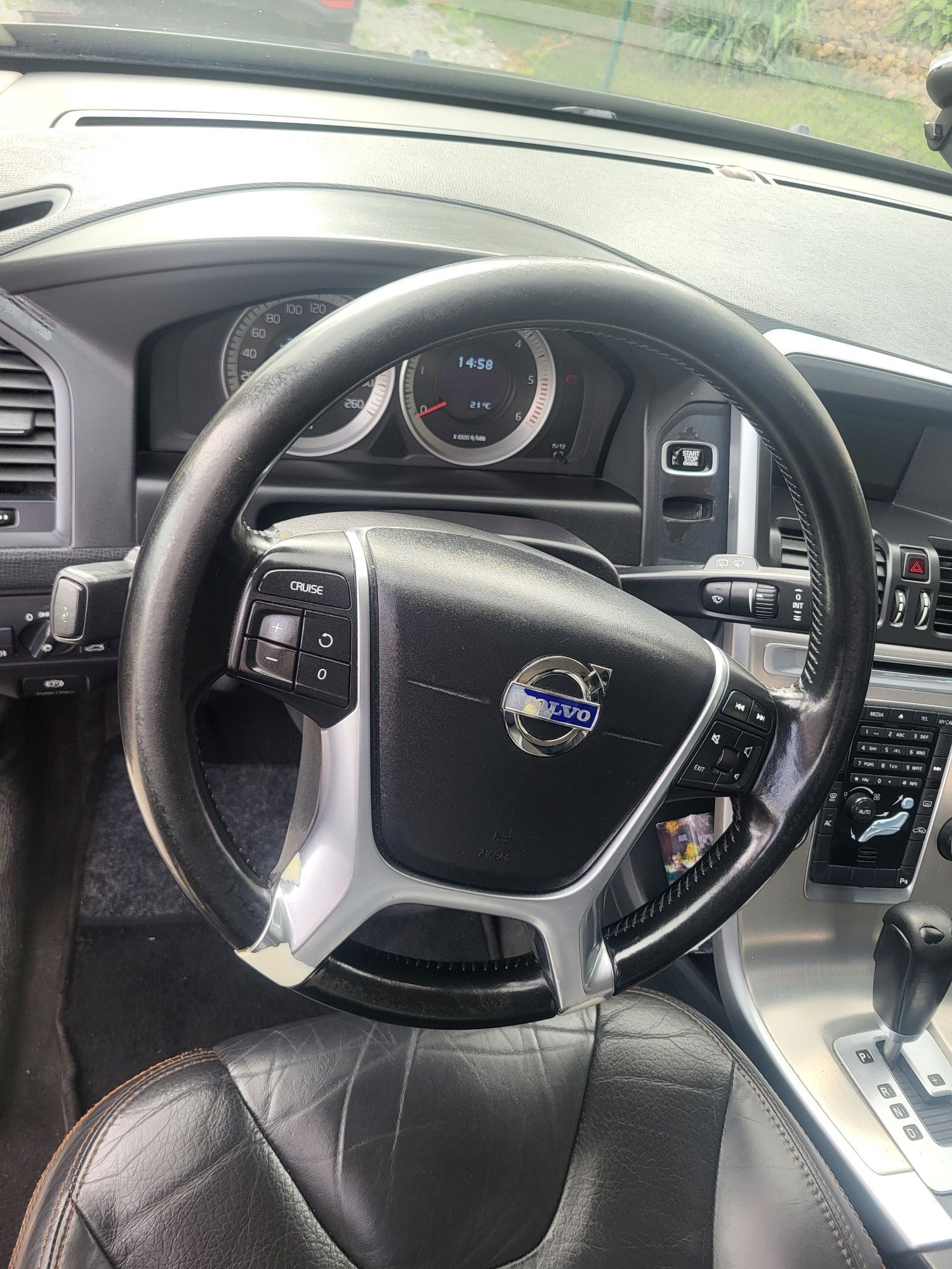 Volvo xc60  2.0 163KM  2010r