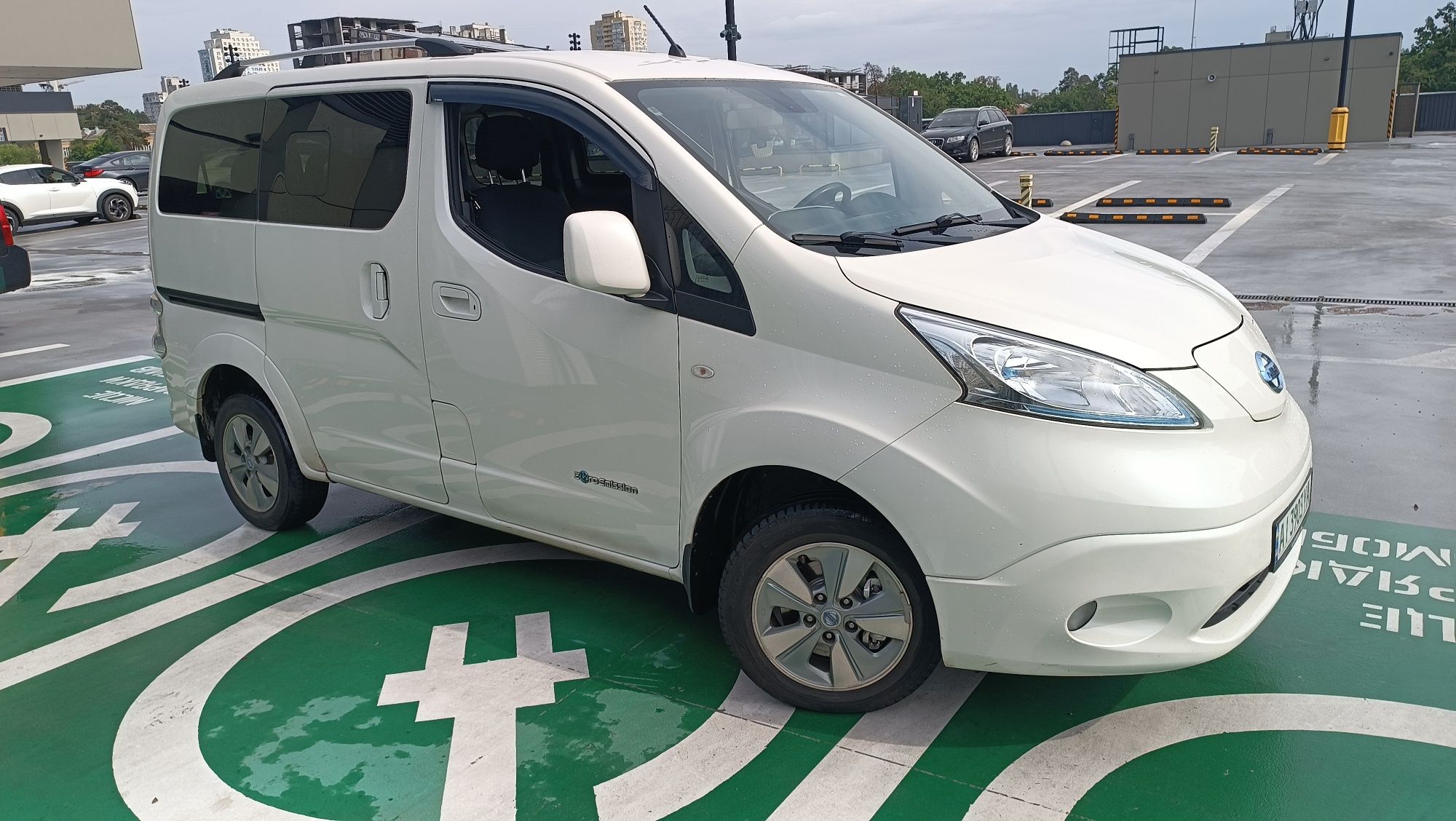 Електричний e-NV200