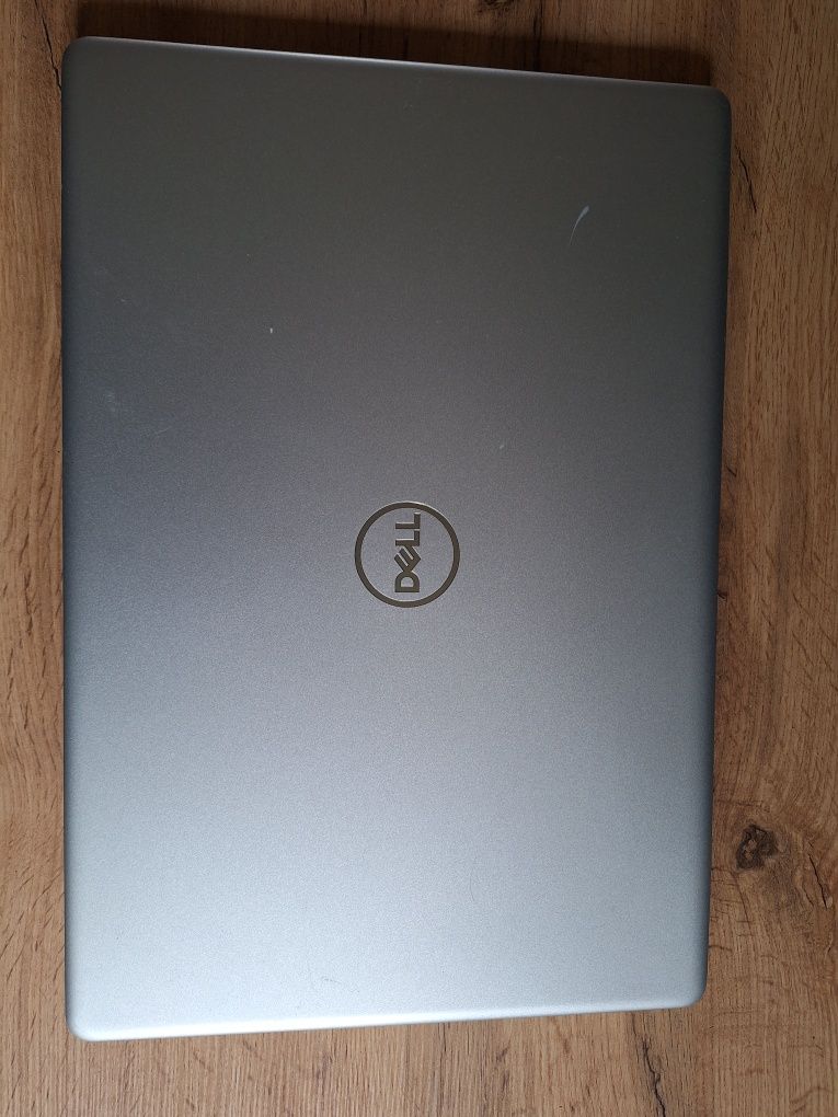 Laptop Dell Inspiron 15