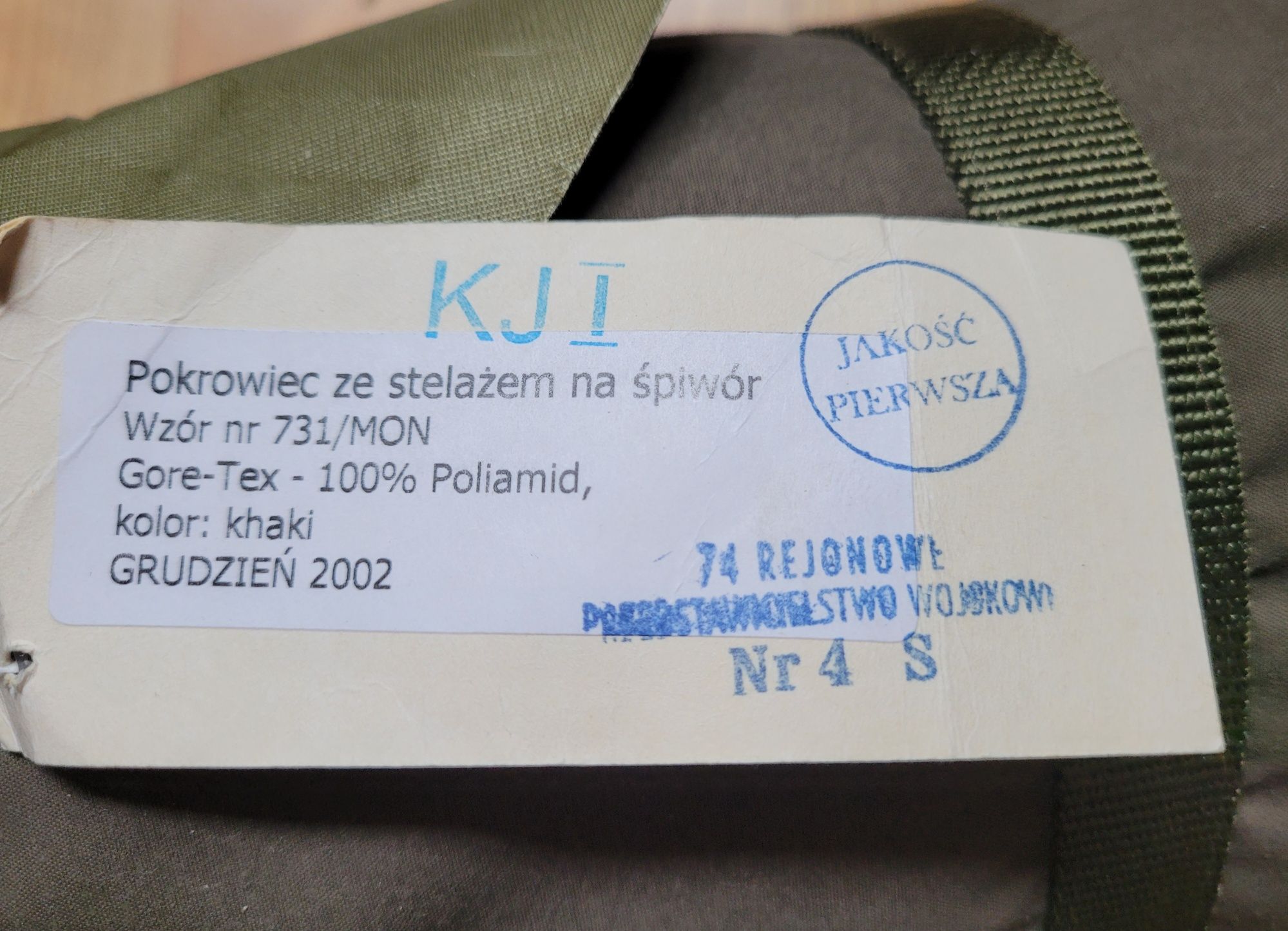 Pokrowiec ze stelażem na śpiwór. Norka