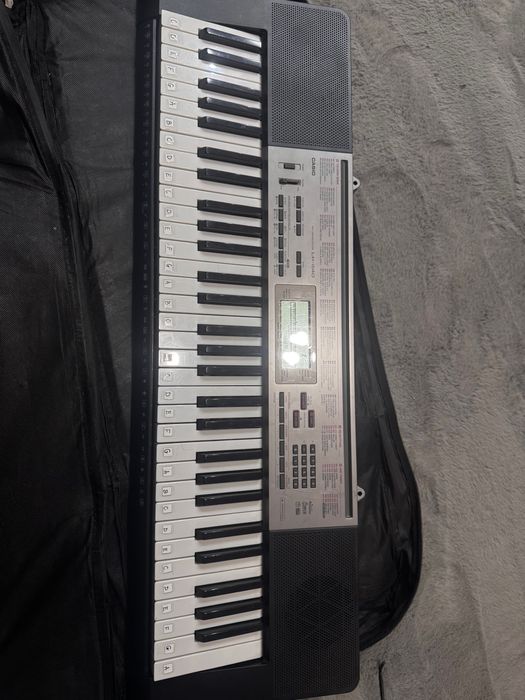 keyboard casio lk-240 + stojak oraz pokrowiec