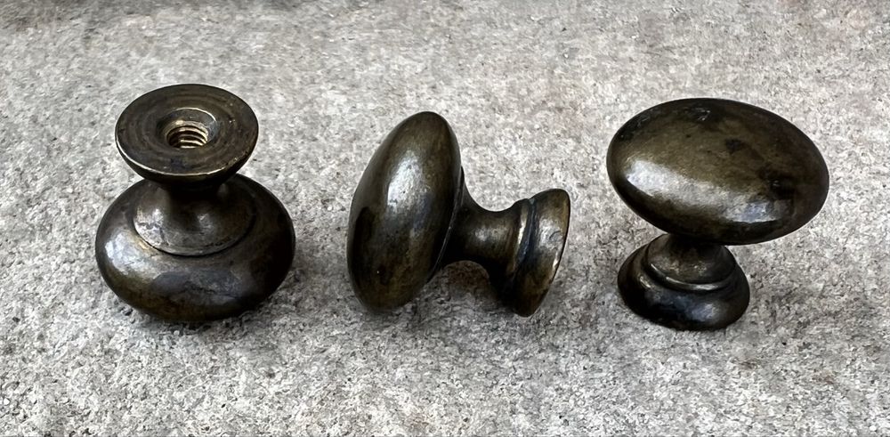 Stare uchwyty do mebli vintage antyk