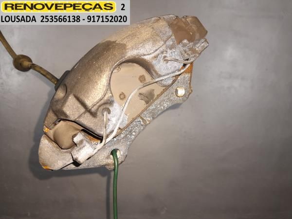 Pinça travão / maxila de travão frente direita RENAULT Clio IV (BH_)