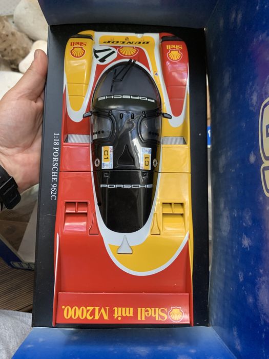 Porsche 962C LeMans 1988 1:18