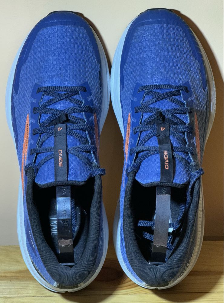 Чоловічі кросівки Brooks Divide. Розмір 44(28 см)
