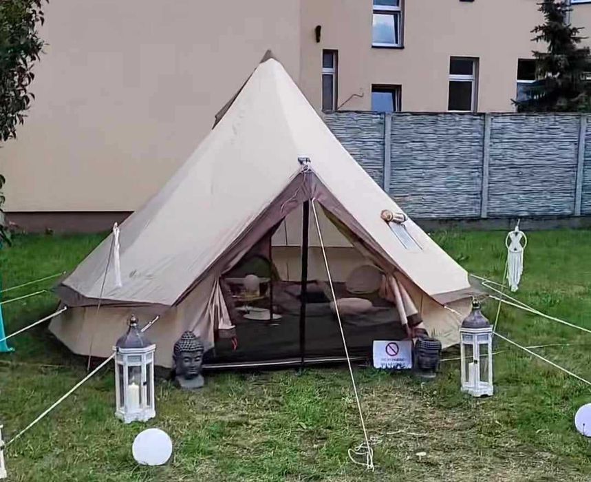 Namiot - 4 - 5 osobowy , stan - idealny .