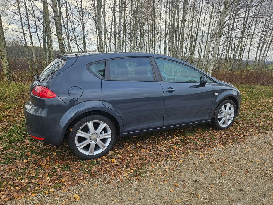 Seat Leon Silnik 1,6 Benz.- idealny do LPG,Przebieg 100% pewny,2 kpl kół, alu 17