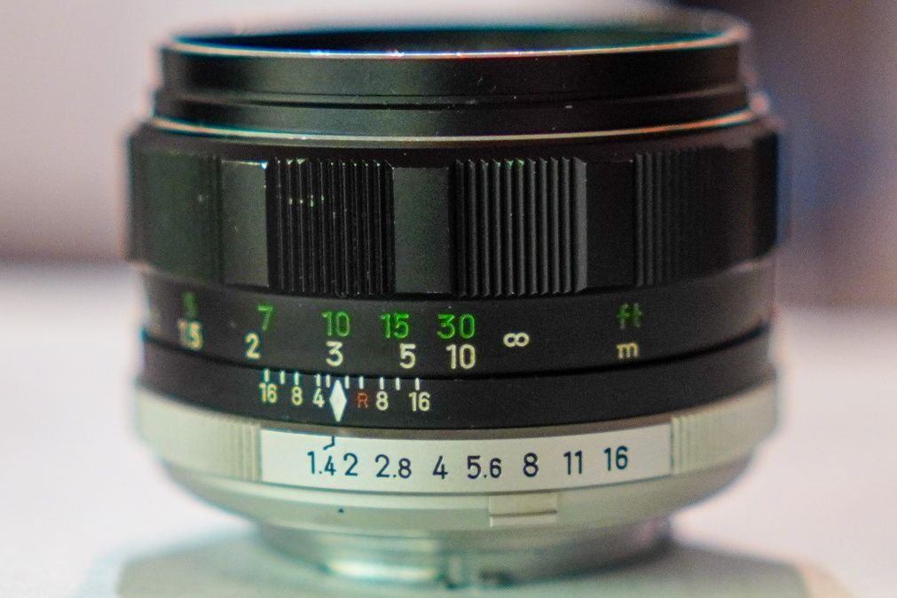 Minolta MC Rokkor-PF  58mm F1.4