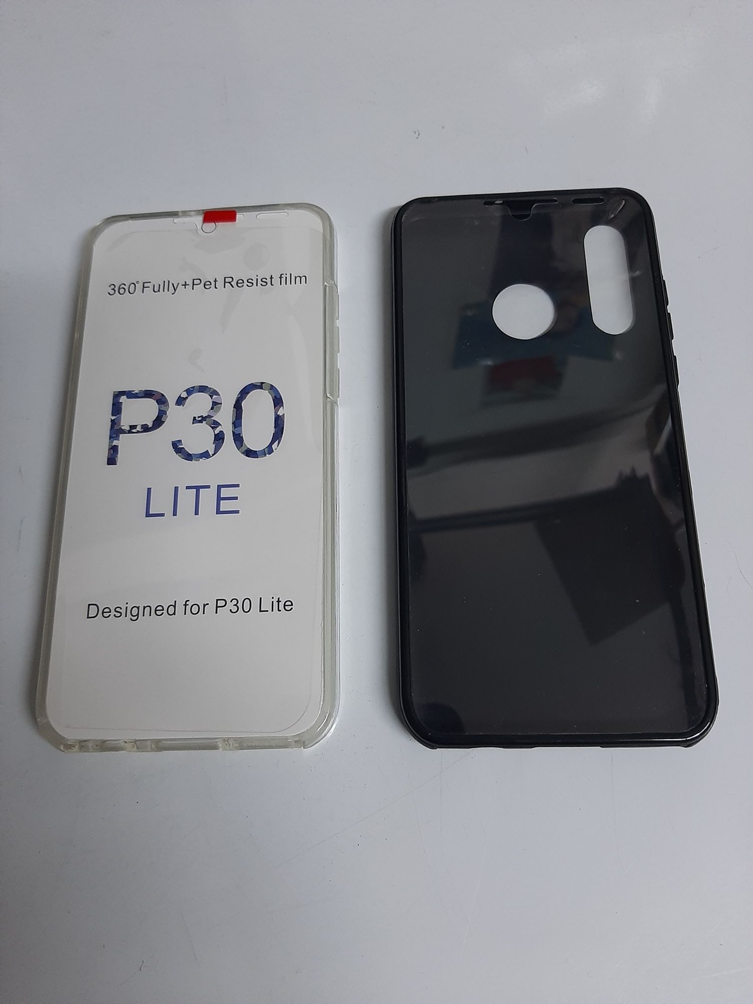 Duas capas plásticas para telemóvel. HUAWEI P30 LITE