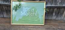 Rama drewniana ledowy napis it's a match USB wesele