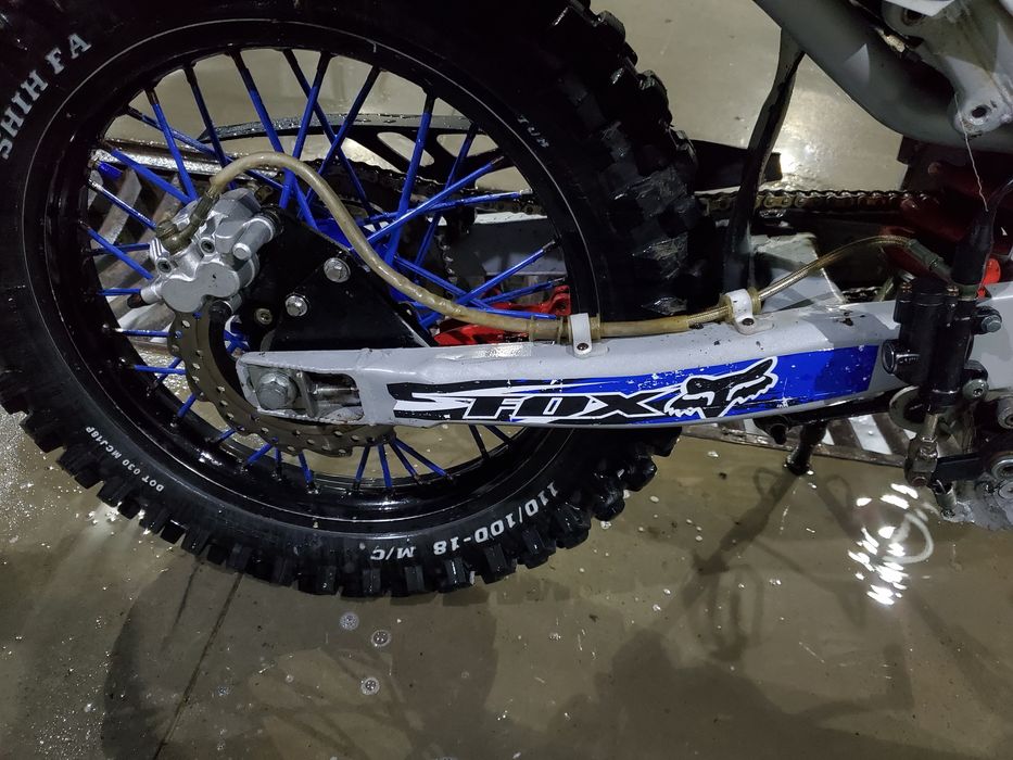 Мотоцикл HORNET DAKAR PRO 250 на доках . Торг присутній