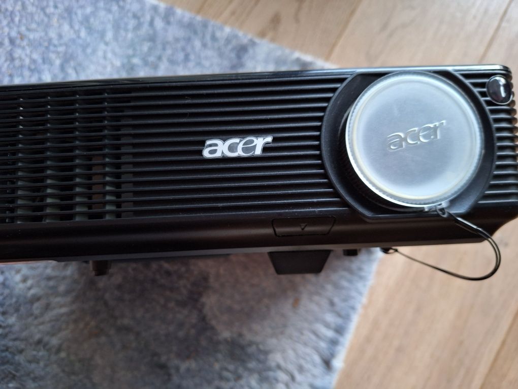 Projektor rzutnik ACER P1200B HDMI USB 2600 ANSI