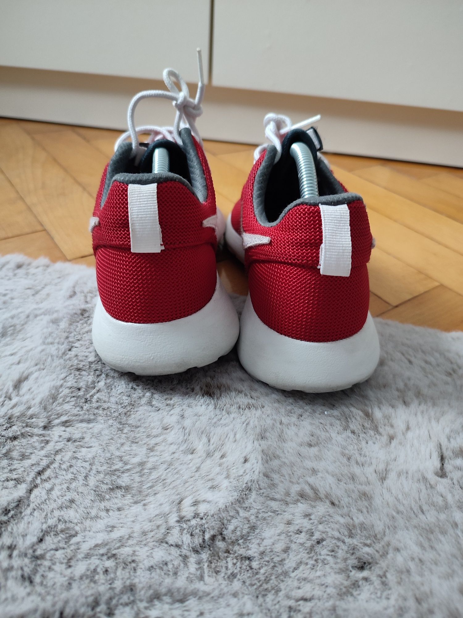 Buty Nike bordowe roshe run one damskie 38 37,5 czerwone oryginalne