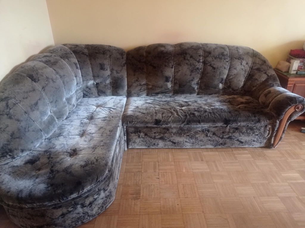 Sofa Narożnik z funkcją spania i pojemnikiem na pościel