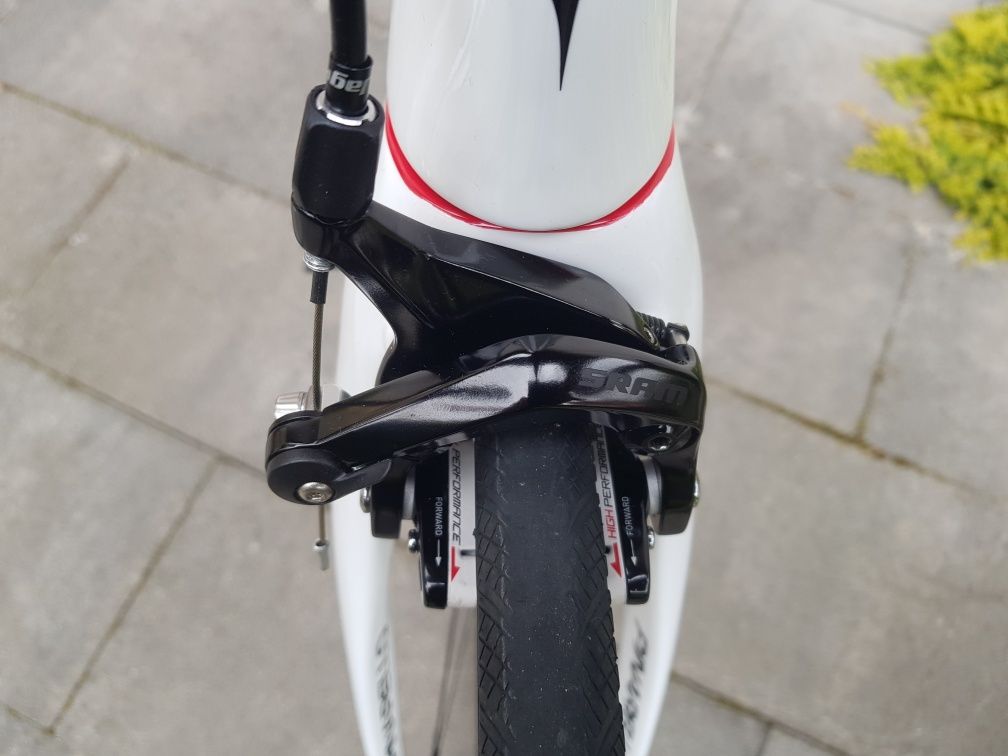 Hamulce dual pivot sram red