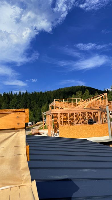 Продаж будинків  128 квадратних метрів