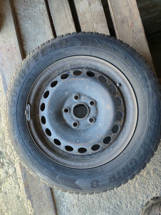 Диски з резиною R 15 VAG