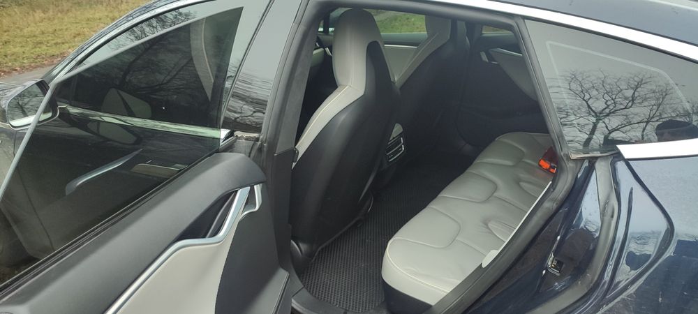 Продам Tеслу S 2014рік,ОБМІН