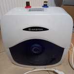 Podgrzewacz wody Ariston 10 L