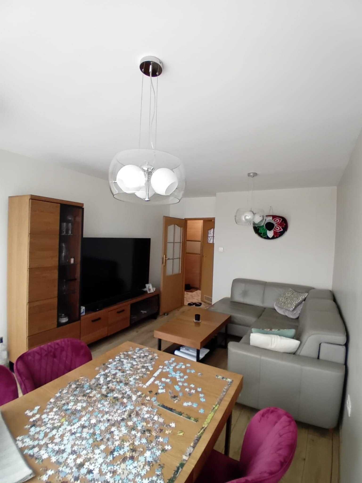 Sprzedam mieszkanie ul. Piastów - pierwsze piętro, 3 pokoje, 51,5 m2