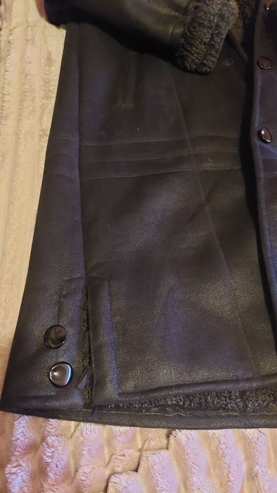 Дублянка жіноча в хорошому стані