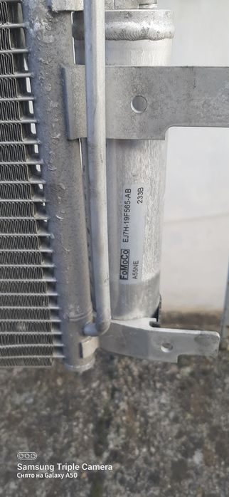 Срочно продам Б/У радиатор кондиционера оригинал Линкольн МКС 2015г