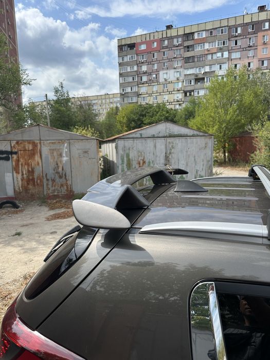 Продам Спойлер антикрило.