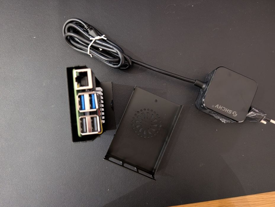 Raspberry PI 5 4gb com carregador, caixa e cooler