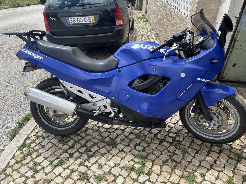 Vendo suzuki gsx750f. Preço negociavel