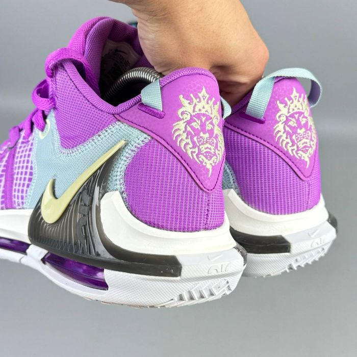 Найк кросівки Nike Lebron Witness 7 баскетбольні леброн кроссовки