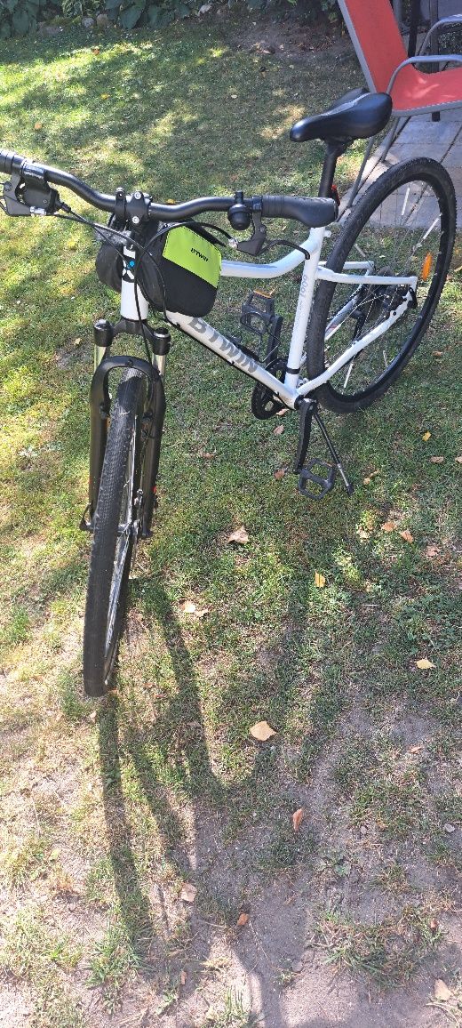 Rower marki  B-twin w bardzo dobrym stanie