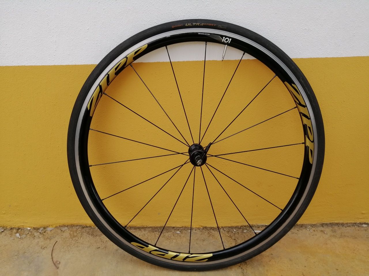 Roda zipp originais 101 alumínio