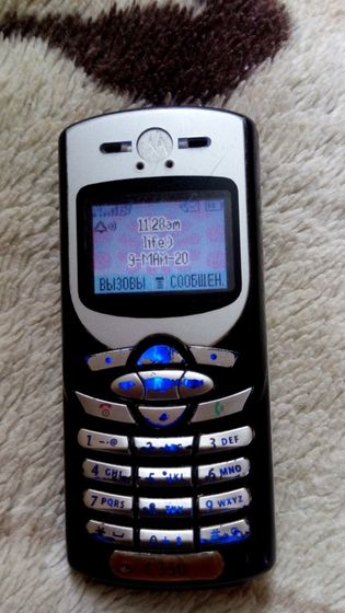 Телефон Motorola C350
