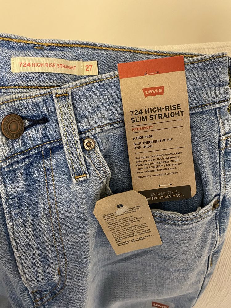 Джинси Levi’s 724 High Rise Slim straight