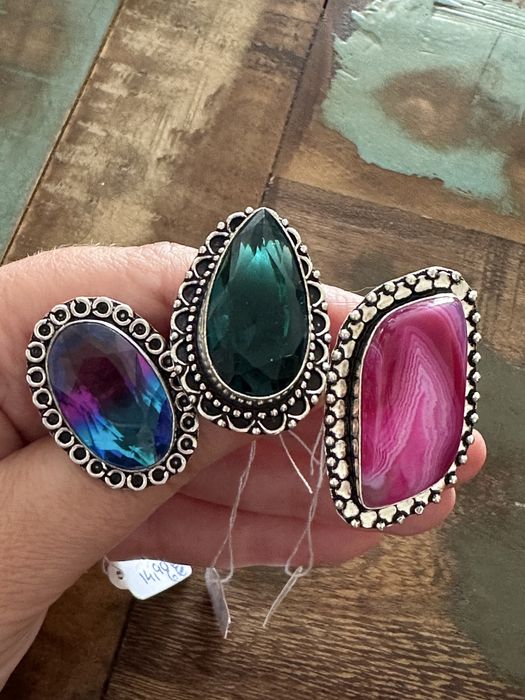 Conjunto de 3 aneis em prata indiana com pedras naturais