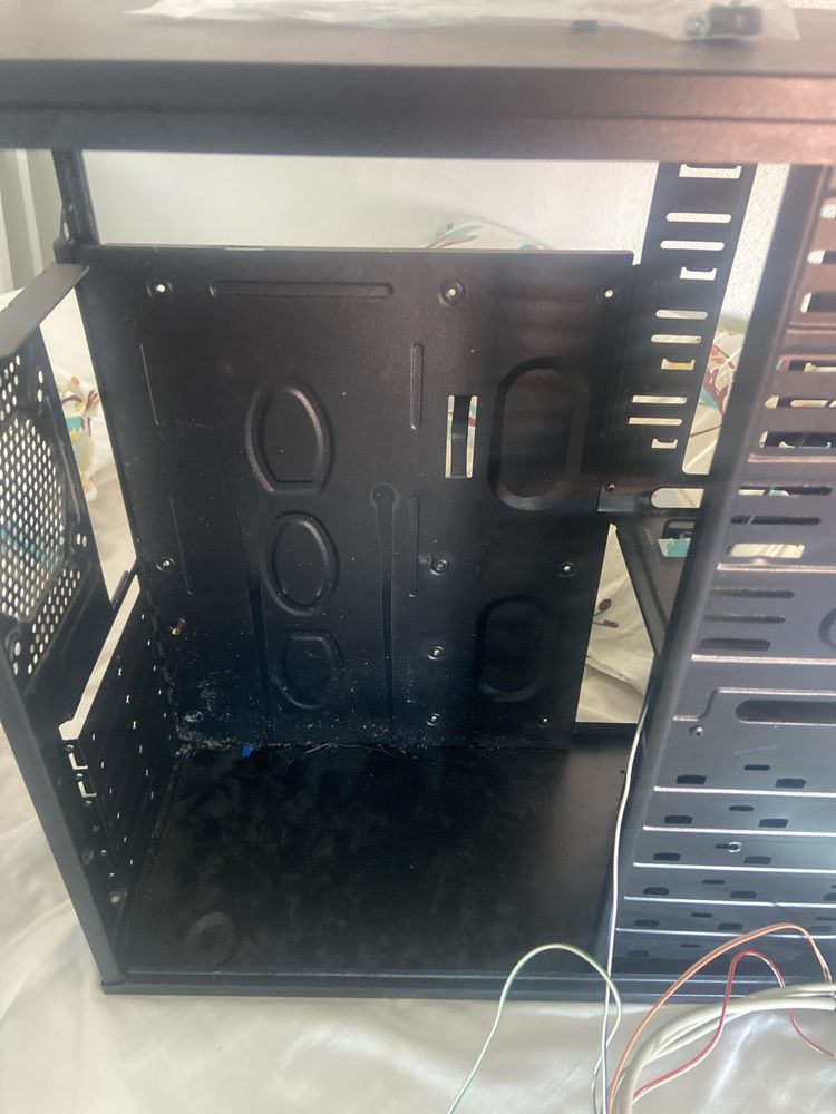 Vendo caixa de pc
