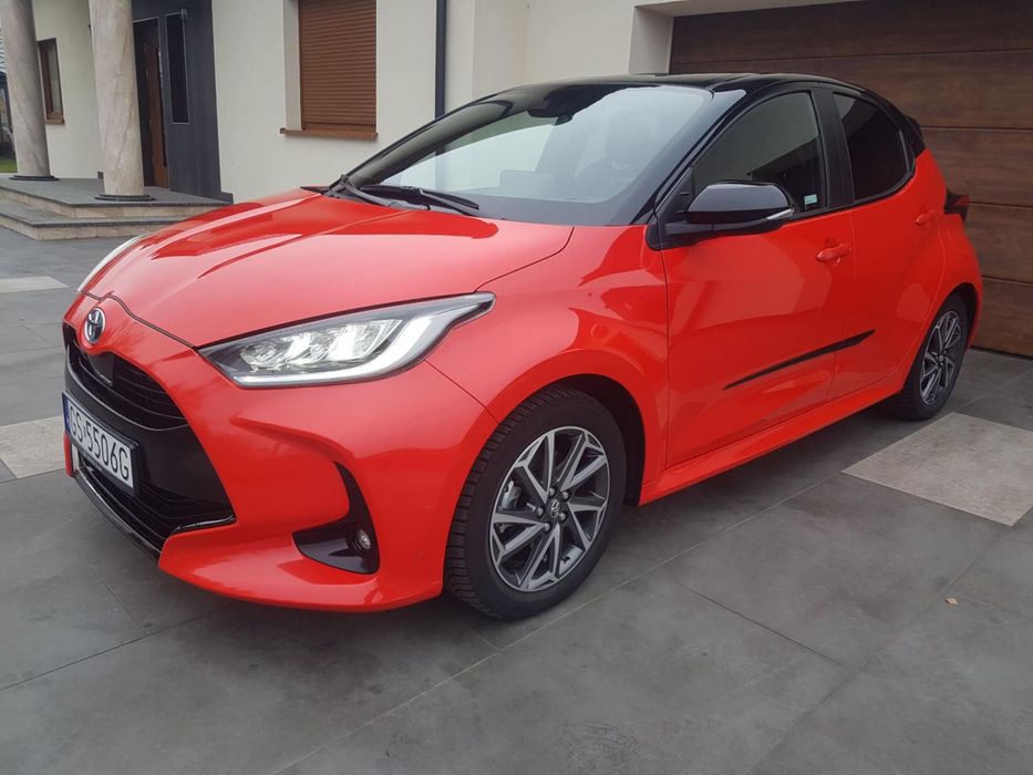 Toyota Yaris 1.5 Hybrid Automat Executive na Gwarancji