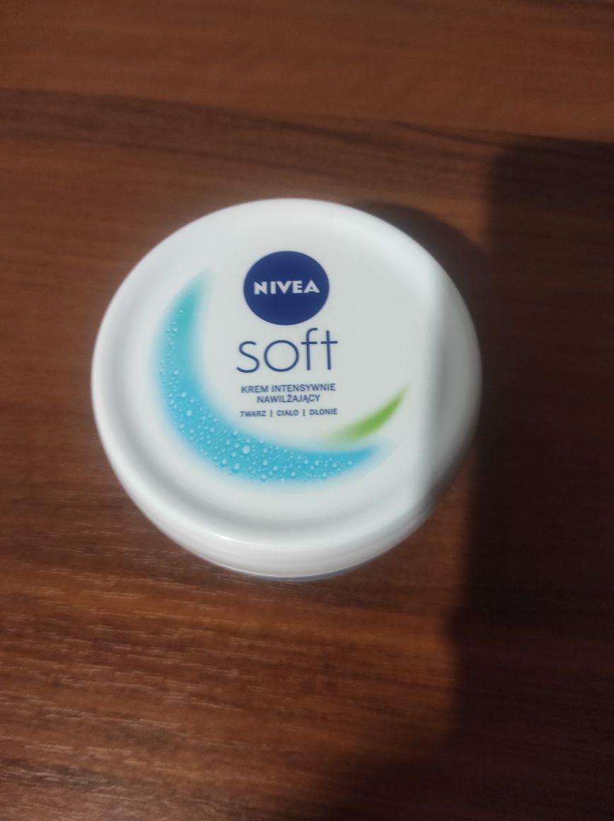 Krem Nivea soft 300ml