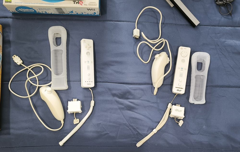 WII com acessórios e jogos  excelente estado