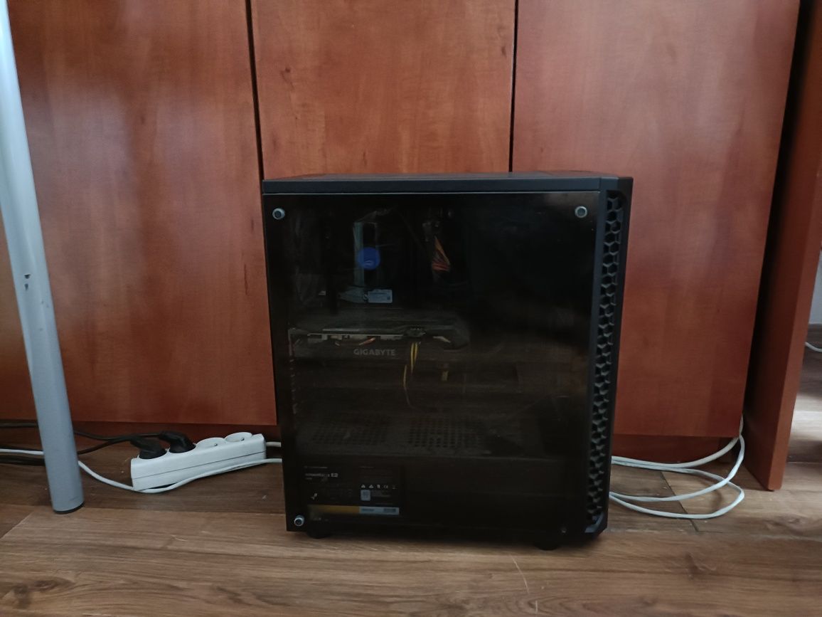 Komputer Gamingowy i5-9400f/GTX1660/16GB/SSD