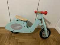 Mota infantil em madeira